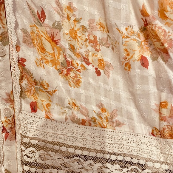 This screams country ho down. built in slip with lace details. - Picture 3 of 6